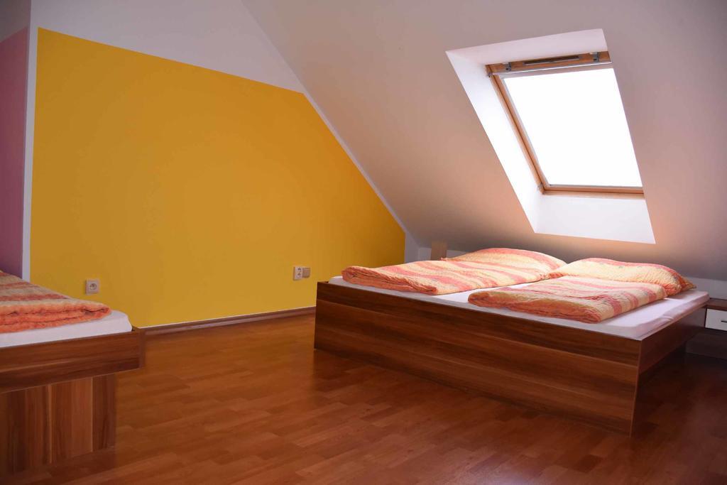 Penzion U Holuba Hradčovice Exteriör bild
