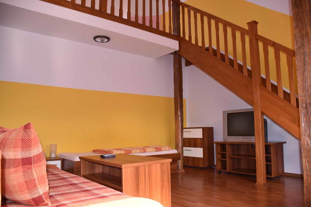 Penzion U Holuba Hradčovice Exteriör bild