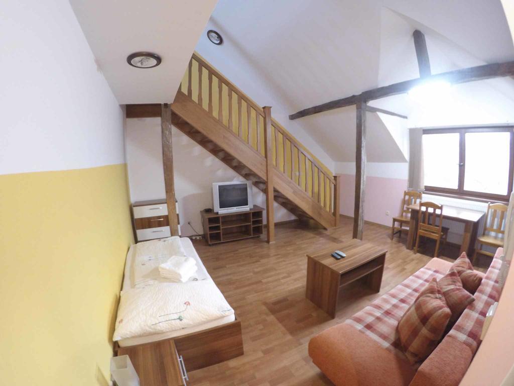 Penzion U Holuba Hradčovice Exteriör bild