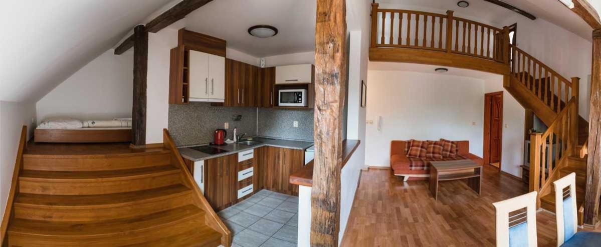 Penzion U Holuba Hradčovice Exteriör bild